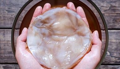 Tea fungus is used to treat fungi on the legs
